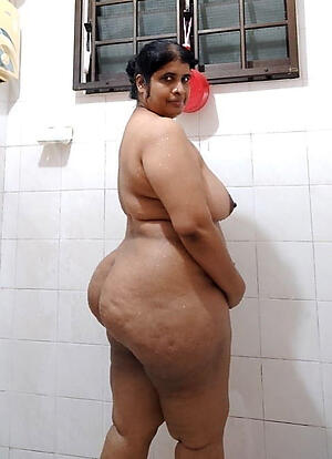 Gorgeous mature indian women naked photo