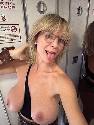 Free real amateur of age porn pics