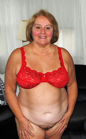 Mature women bra porn injection shoot