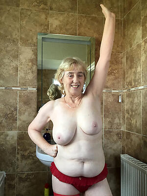 For matures solo lovers