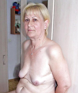 Be advantageous to beautiful naked gilf lovers