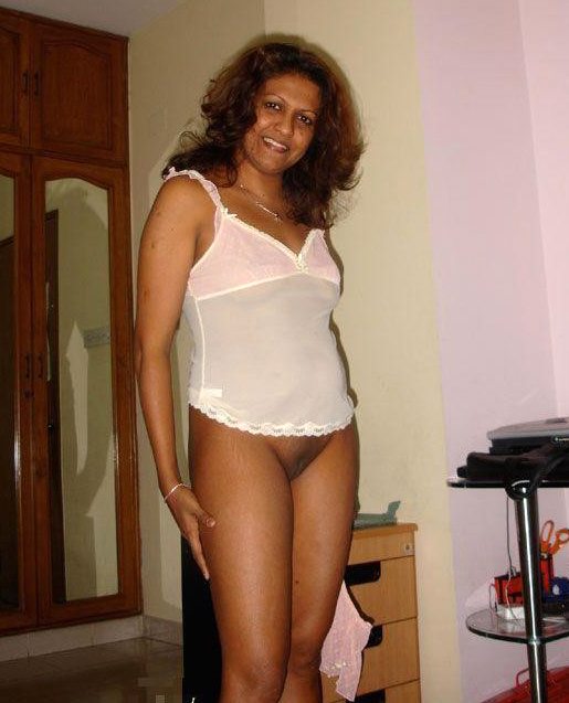 Sweet mature indian porn amateur pictures - Naked Mature Photos.com